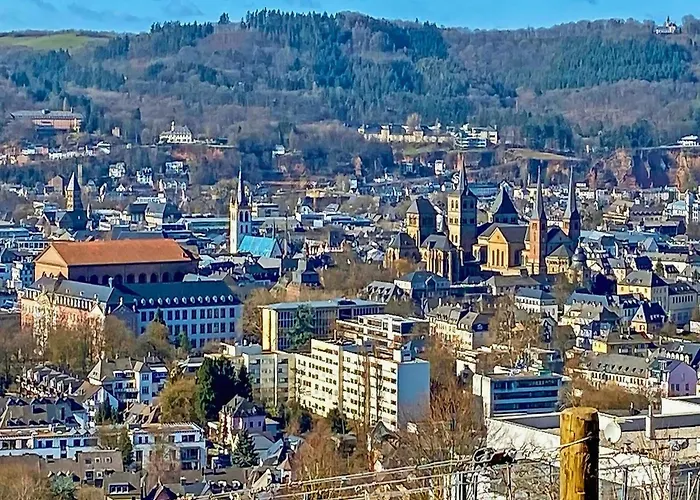 In With Parking Lejlighed