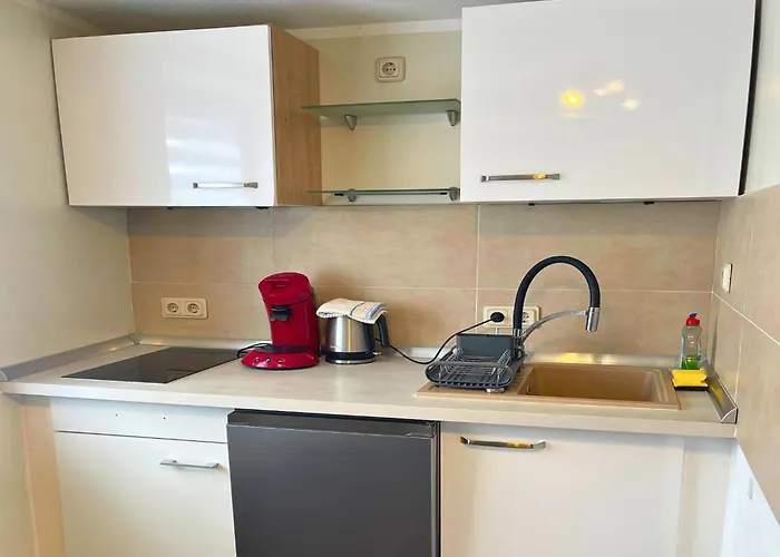 In With Parking * Trier